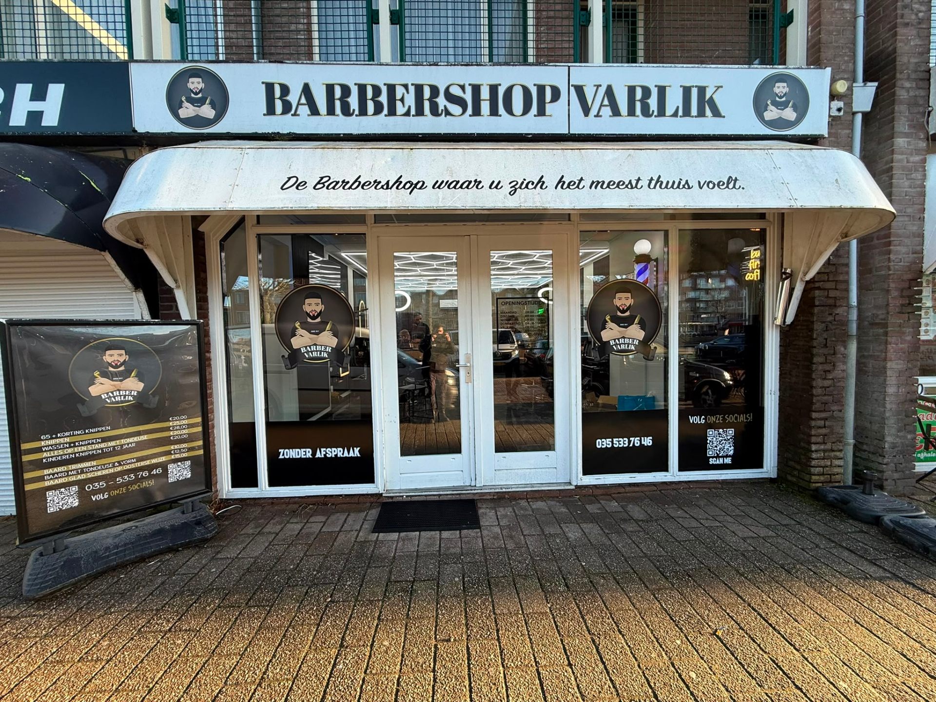 Raambestickering & gevelreclame Barbershop Varlik